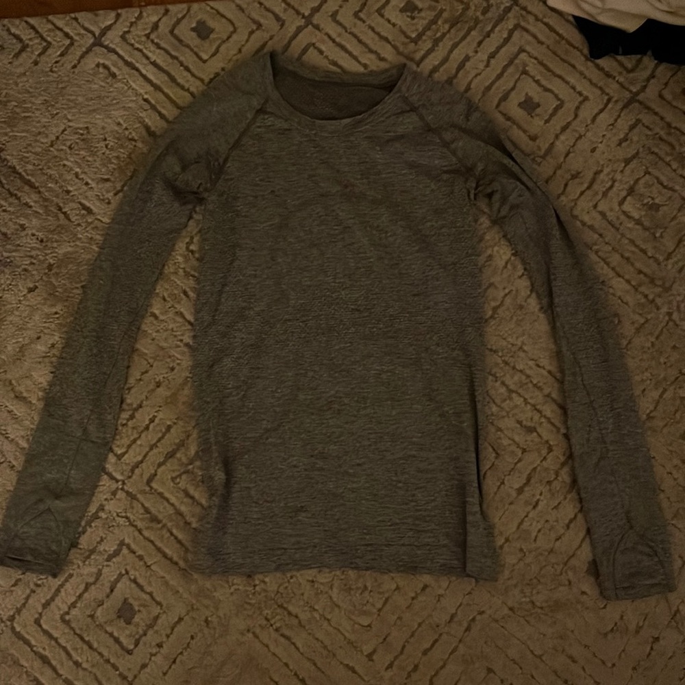 Slate Grey Swiftly Tech Long Sleeve ~ Lululemon ~ Size 6